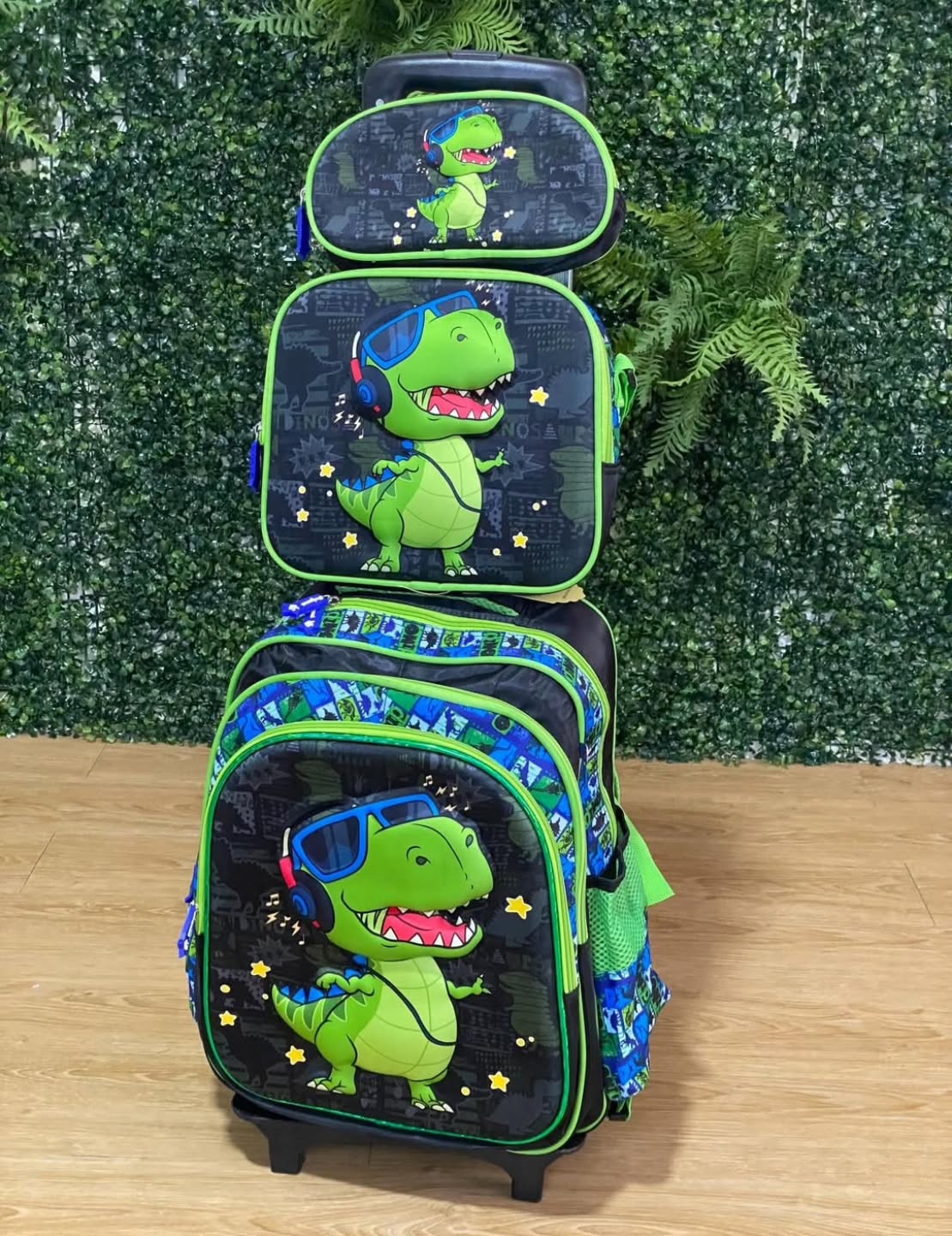 KIT ESCOLAR COMPLETO 🎒
